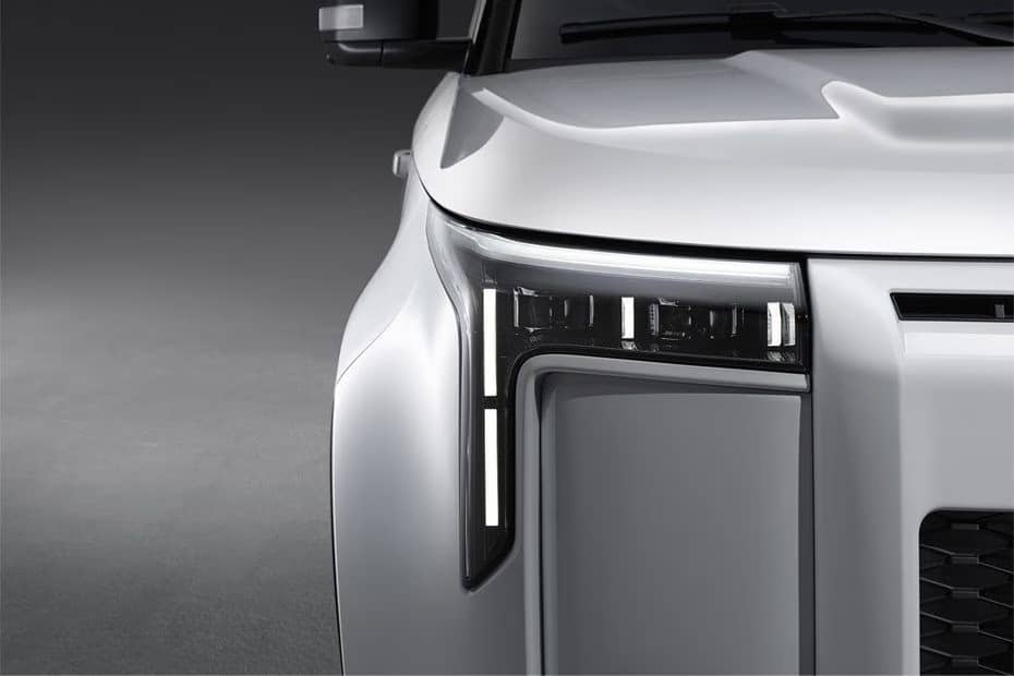 ROX 01 ELECTRIC CAR ( 6 SEATS)