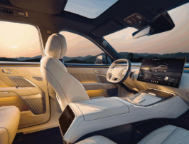 QORAY Imperial Electric Vehicle