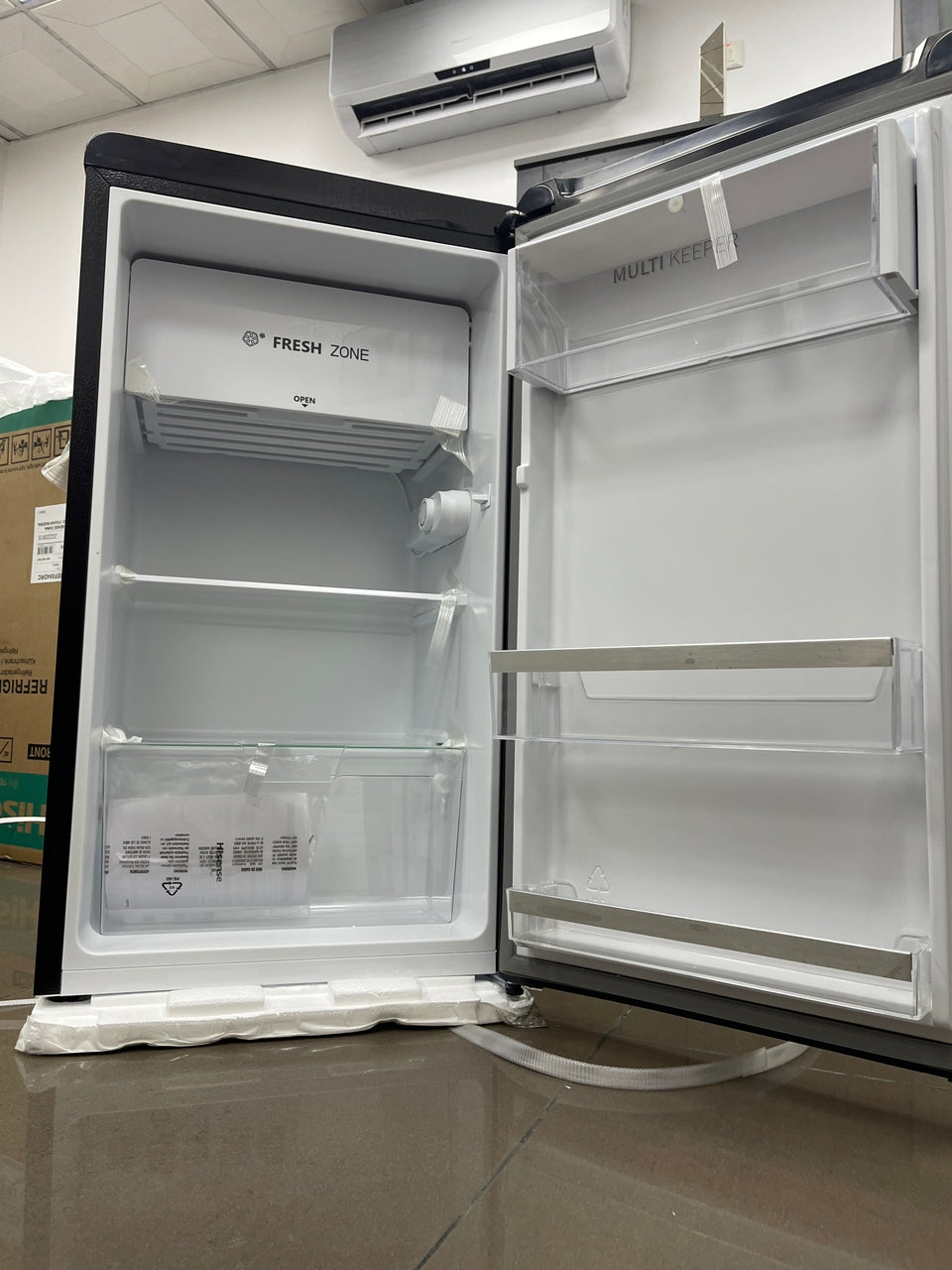Hisense REF-094DRC 93 Litres Single Door Refrigerator
